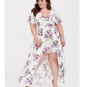 FLORAL ROMPER - PLUS SIZE